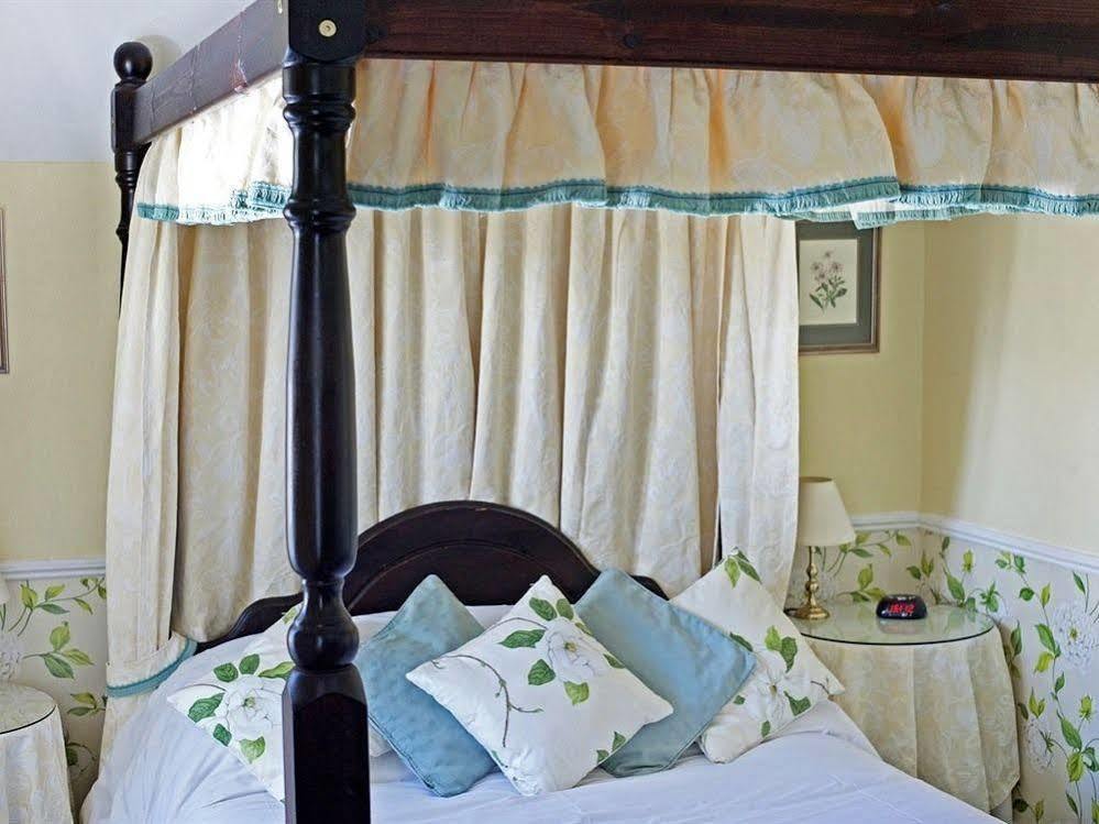 The Forge Bed & Breakfast Чипинг Нортън Екстериор снимка